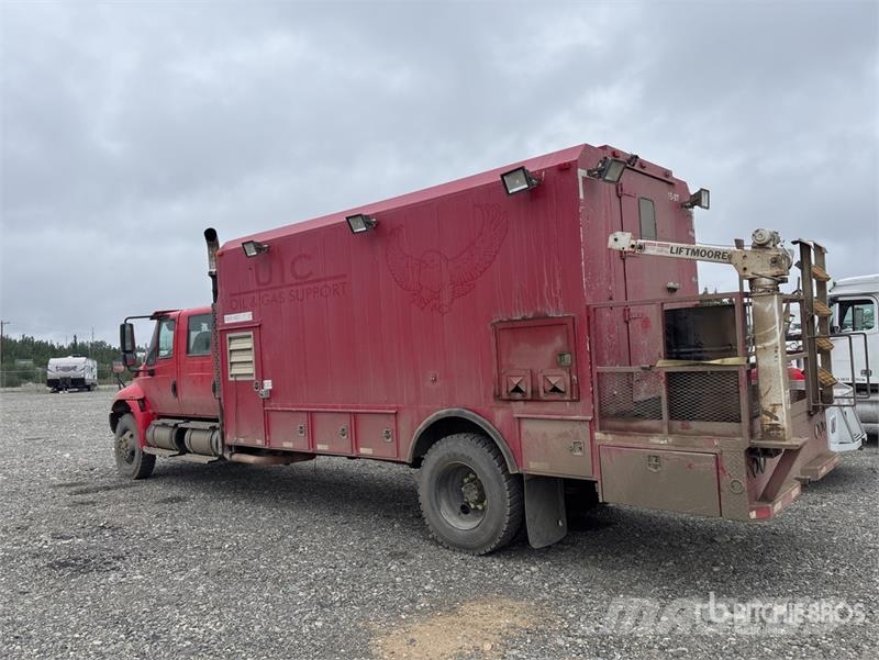 International 4300M7 SBA Flakbilar/Pickuper