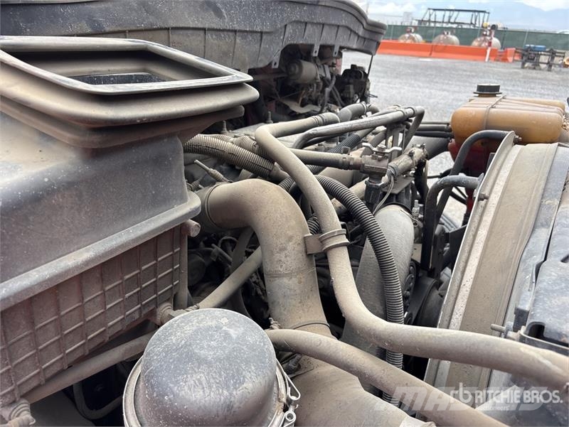 International 4400 كابينة والداخلية