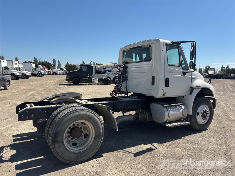 International 4400 Влекачи
