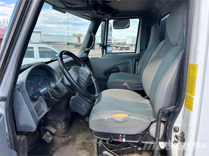 International 4400 Vakuumski tovornjaki