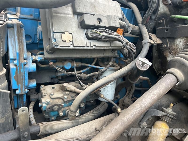 International 4700 Самосвал