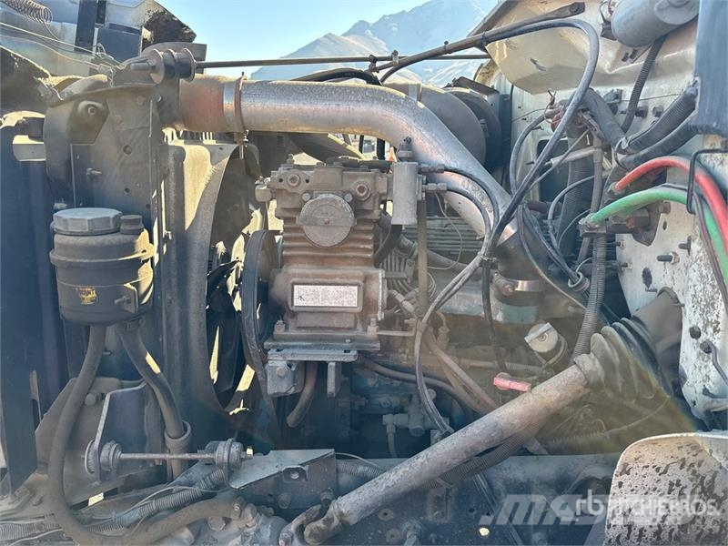 International 4700 Вантажівки-цистерни