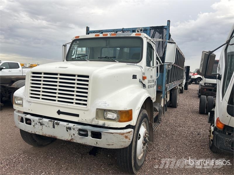 International 4700 Самосвал