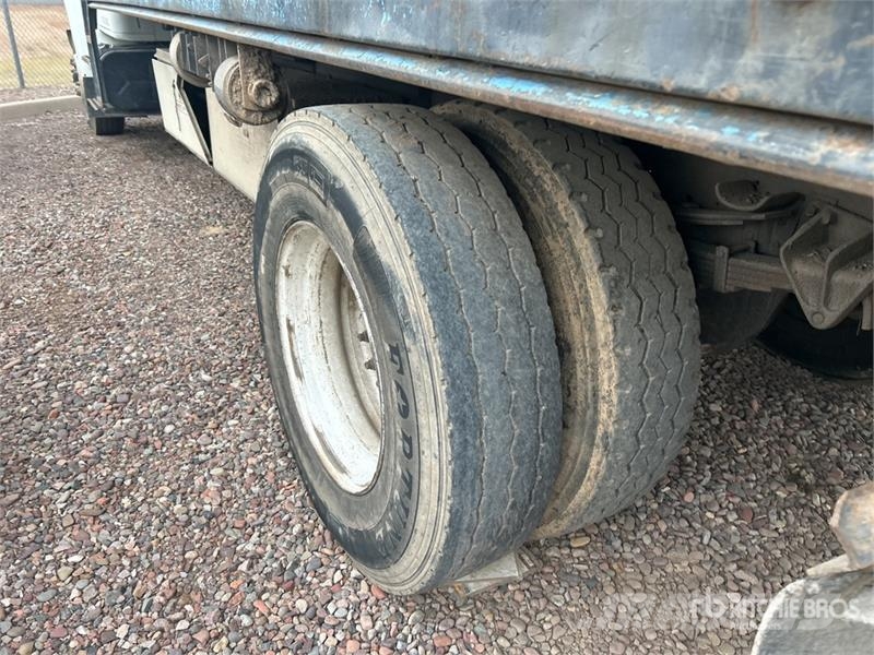 International 4700 Самосвал