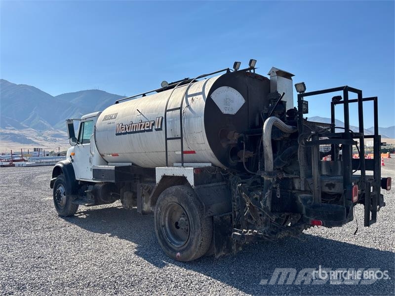 International 4700 Вантажівки-цистерни