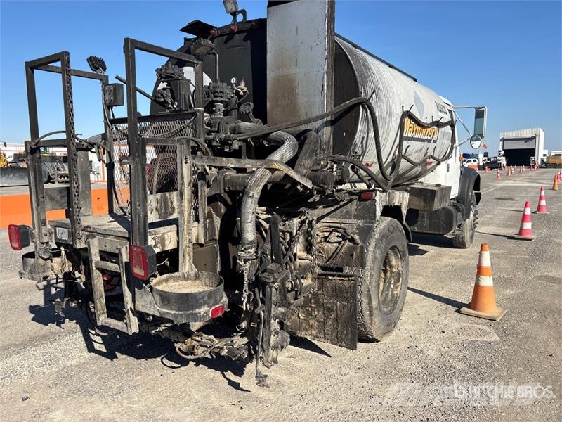 International 4700 Вантажівки-цистерни