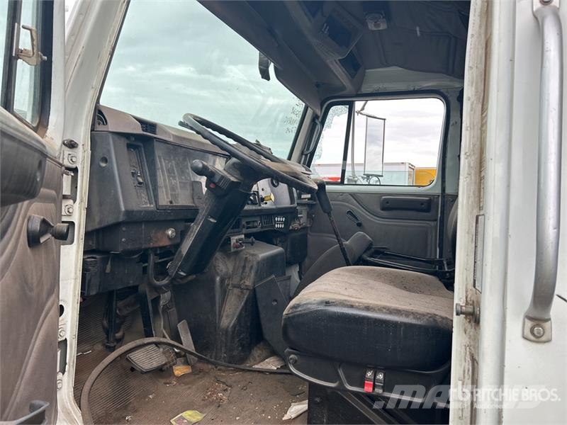 International 4700 Самосвал