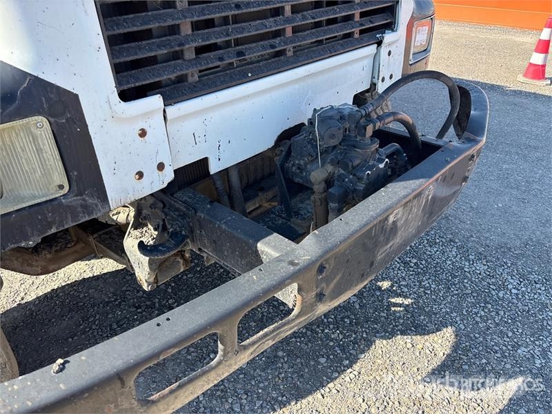 International 4700 Вантажівки-цистерни