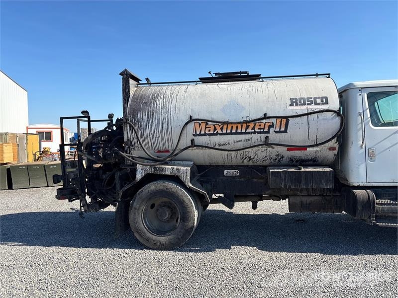 International 4700 Вантажівки-цистерни
