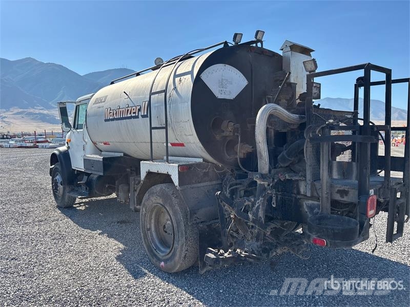 International 4700 Вантажівки-цистерни