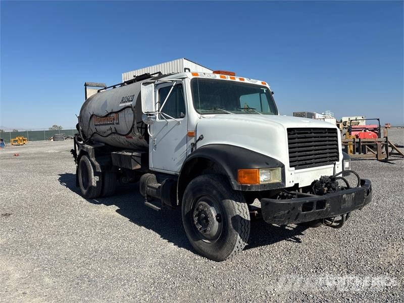 International 4700 Вантажівки-цистерни