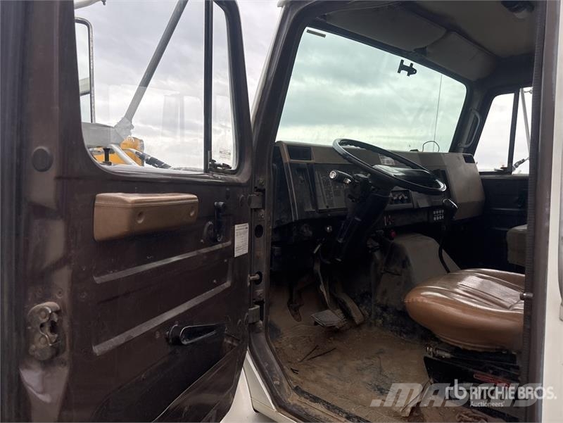 International 4900 Kiper tovornjaki