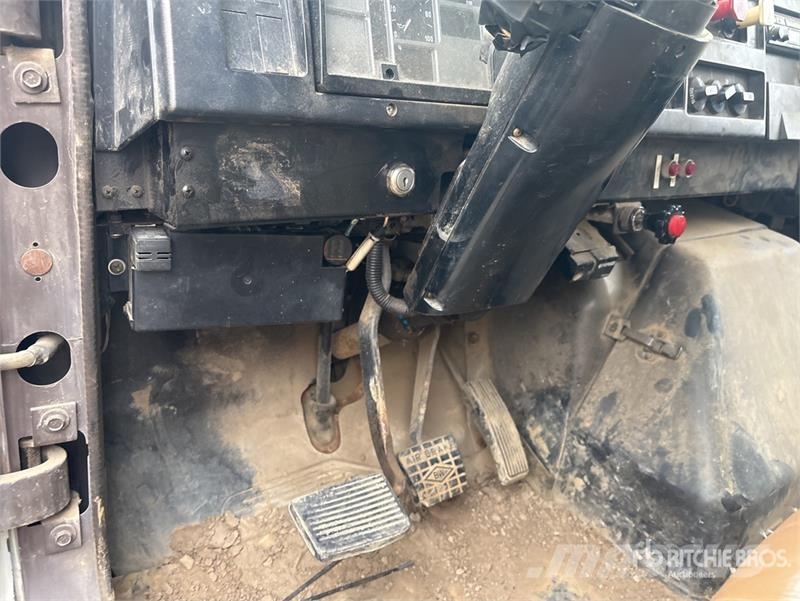 International 4900 Kiper tovornjaki