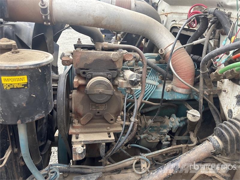 International 4900 Kiper tovornjaki
