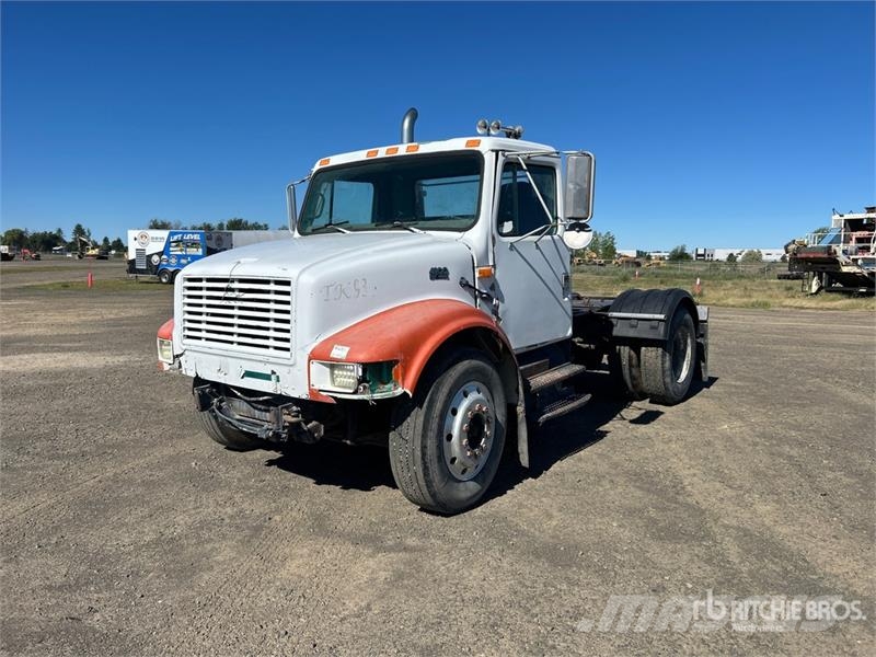 International 4900 4x2 Versatile Hauler Truck Cavalos mecânicos