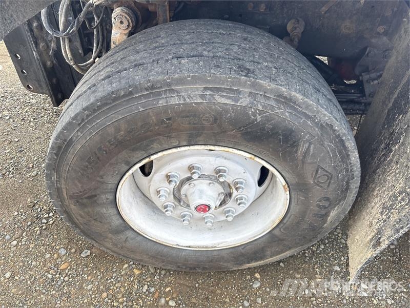 International 5500i 6x4 T/A Dump Truck Kiper tovornjaki