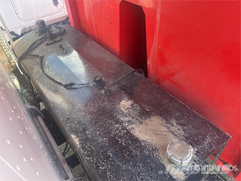 International 5500i 6x4 T/A Dump Truck Kiper tovornjaki