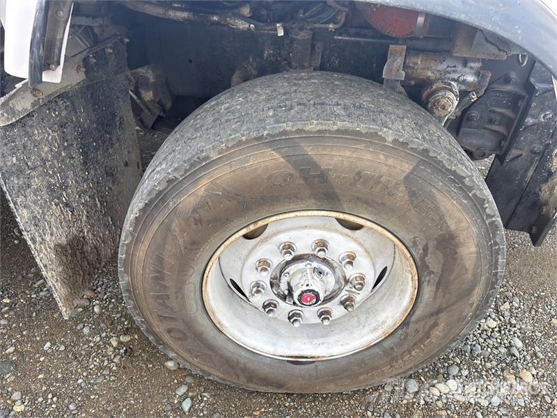 International 5500i 6x4 T/A Dump Truck Kiper tovornjaki