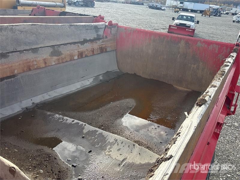 International 5500i 6x4 T/A Dump Truck Kiper tovornjaki