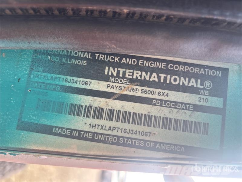 International 5500i 6x4 T/A Dump Truck (Inoperable) Kipper
