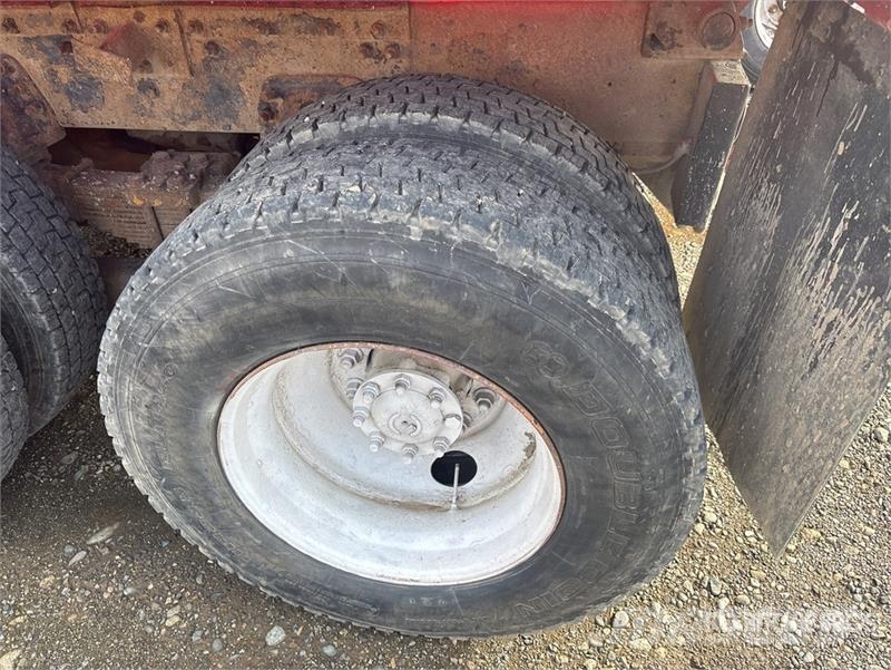 International 5500i 6x4 T/A Dump Truck Kiper tovornjaki
