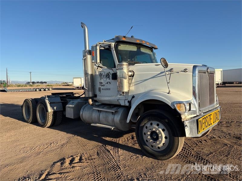 International 5900i Vlačilci
