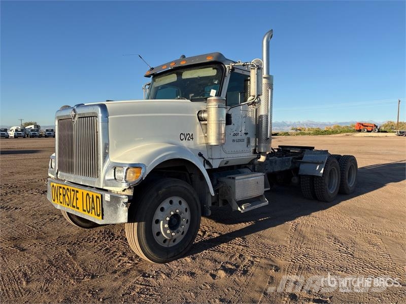 International 5900i Vlačilci