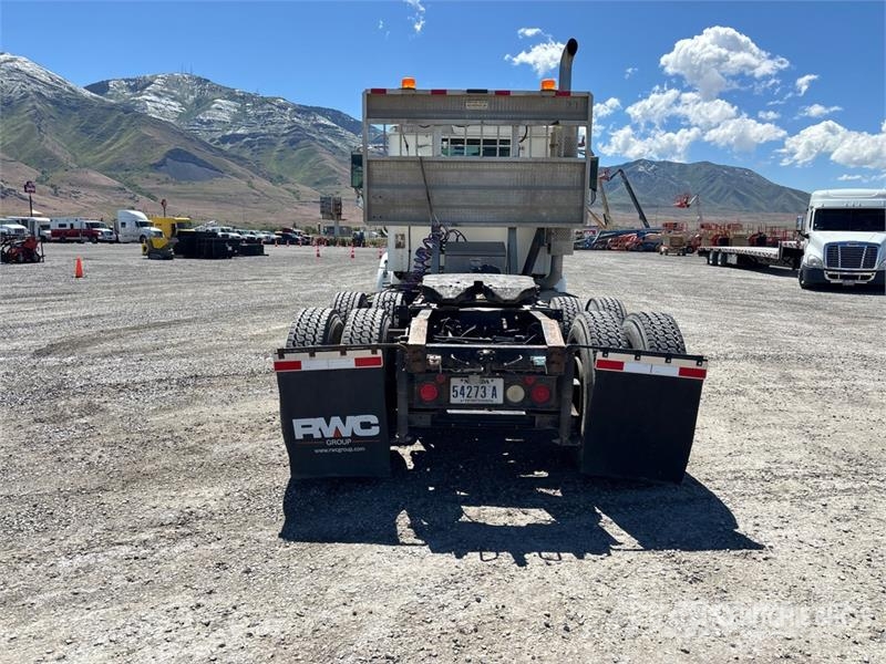 International 6x4 T/A Day Cab Truck Tractor Trekkers