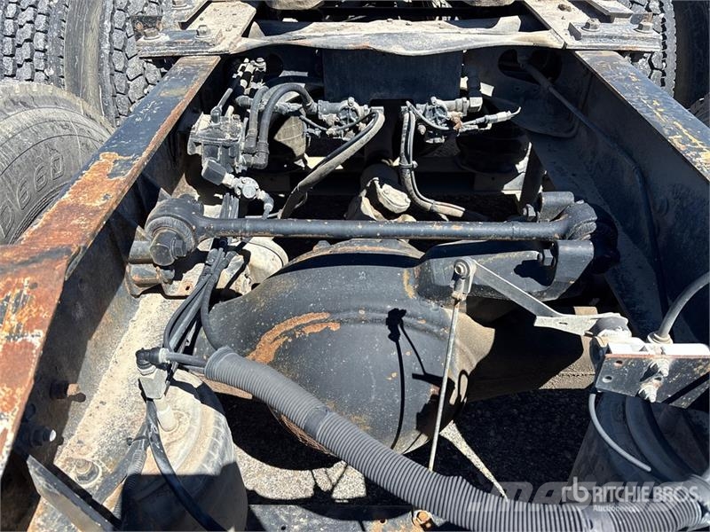 International 6x4 T/A Day Cab Truck Tractor Trekkers