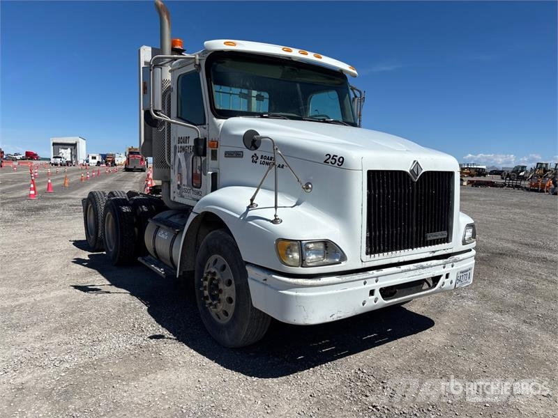 International 6x4 T/A Day Cab Truck Tractor Trekkers