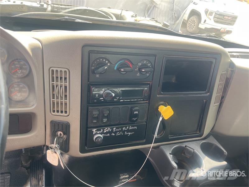 International 7300 Ūdens mašīnas