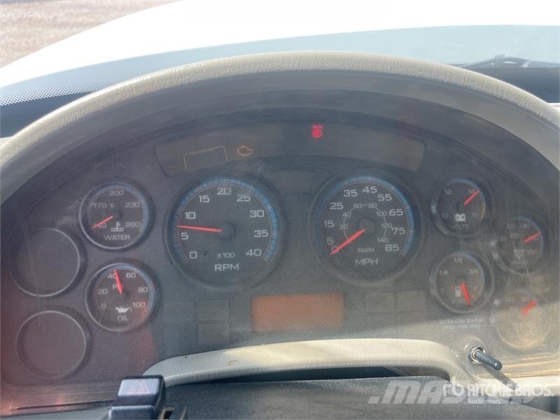 International 7300 Ūdens mašīnas
