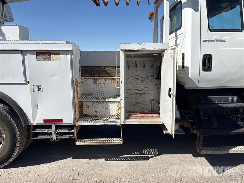 International 7300 Utilaje mobile de forat