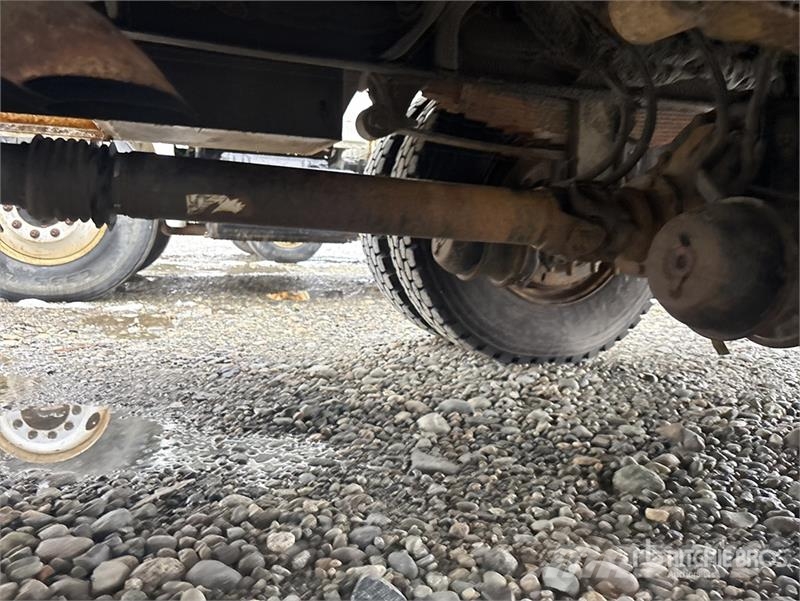 International 7300 Polovni mobilni kamioni za bušenje