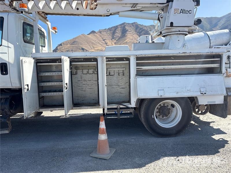 International 7300 Utilaje mobile de forat