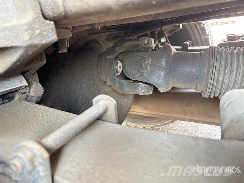 International 7400 Camion autospurgo