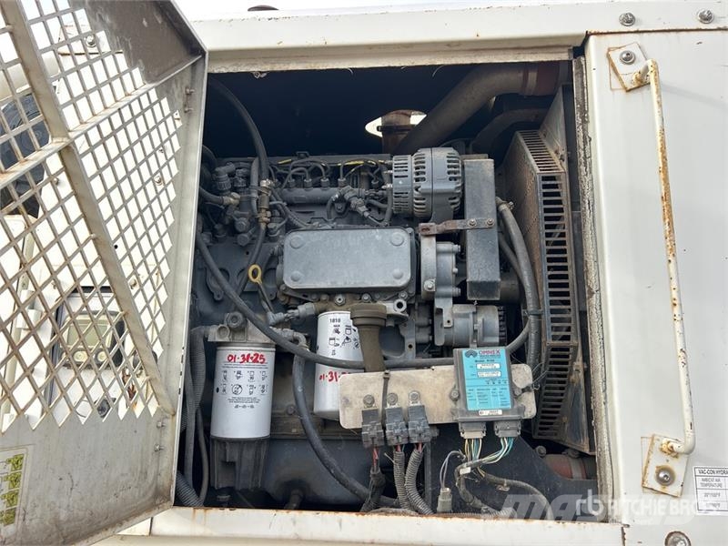 International 7400 Camion autospurgo