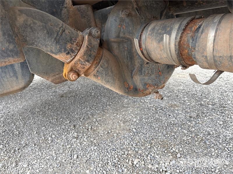 International 7400 صهاريج مياه