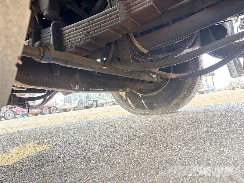 International 7400 Camion autospurgo