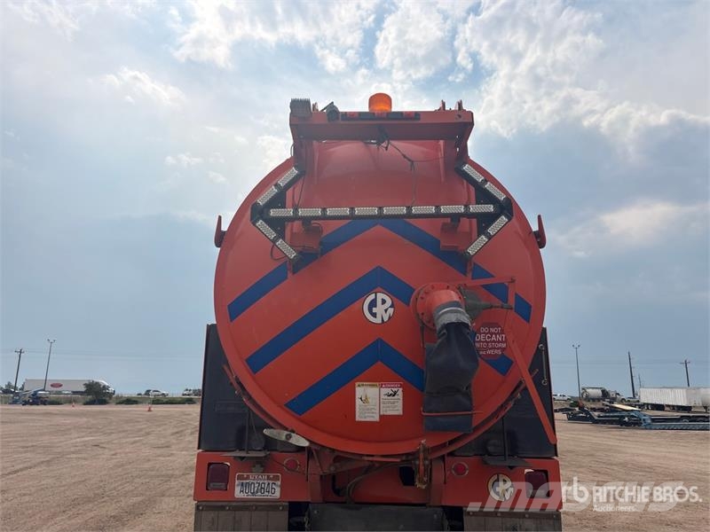 International 7400 Kombinuotos paskirties / vakuuminiai sunkvežimiai