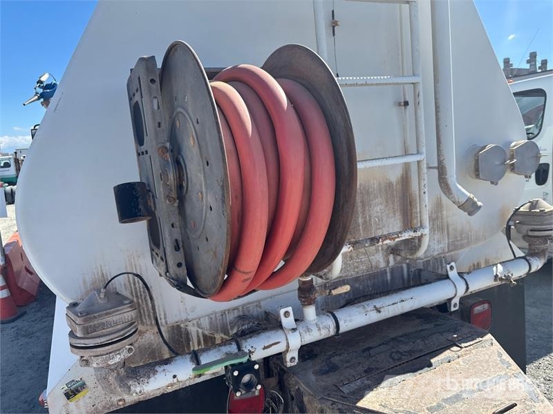 International 7400 Kamioni za vodu