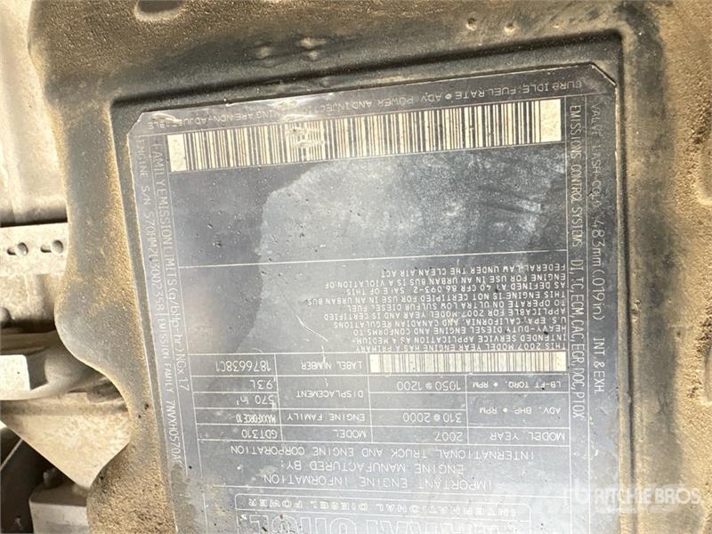 International 7400 Camion autospurgo