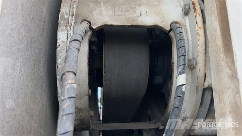 International 7400 Camion autospurgo