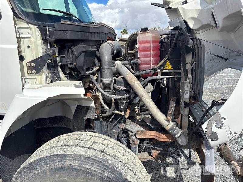 International 7400 Vízszállító teherautók