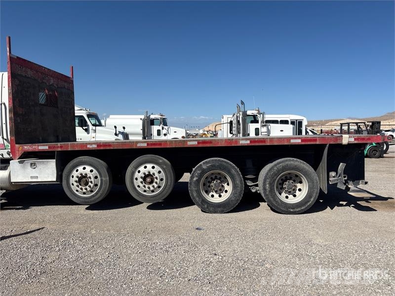 International 7600 Грузовики-платформы/боковая разгрузка