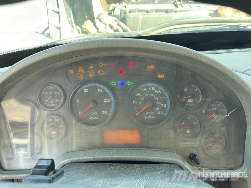 International 7600 Ūdens mašīnas