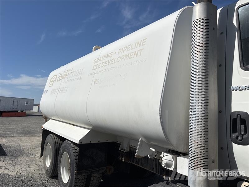 International 7600 Ūdens mašīnas