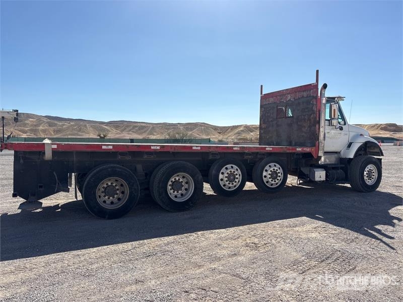 International 7600 Грузовики-платформы/боковая разгрузка