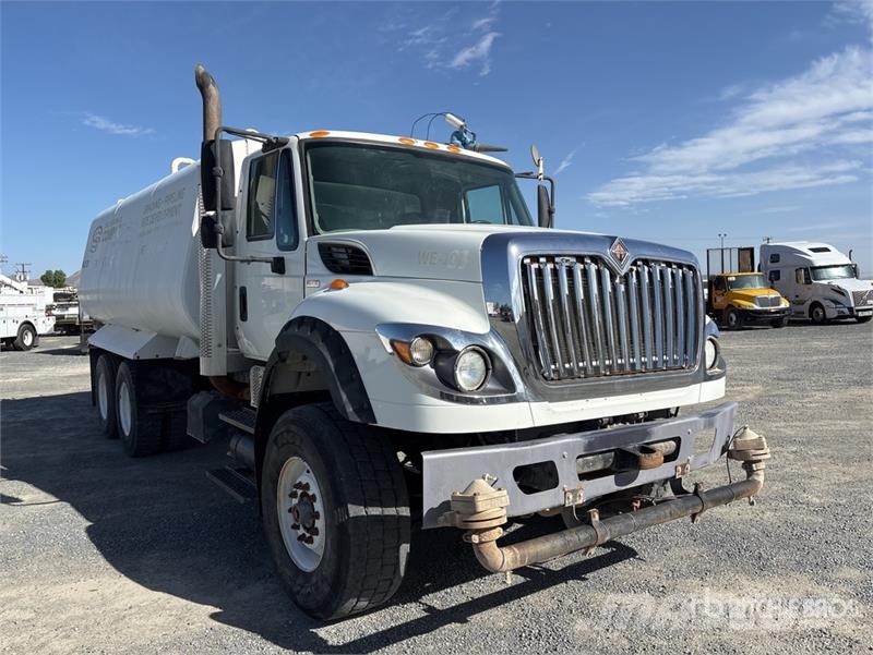 International 7600 Ūdens mašīnas