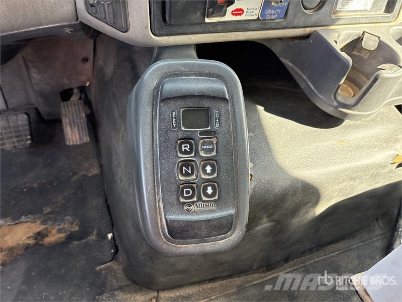 International 7600 Ūdens mašīnas